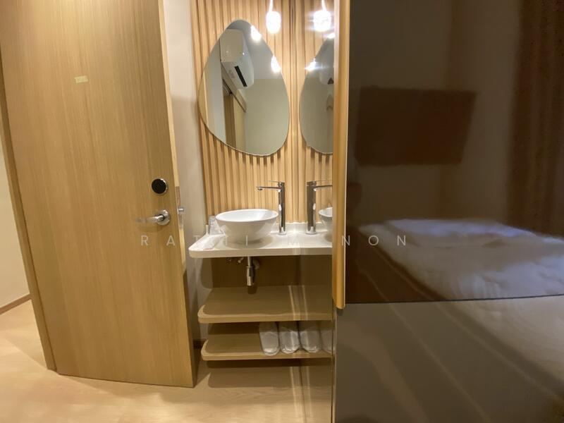 For Rent - 2 Mount Elizabeth Link