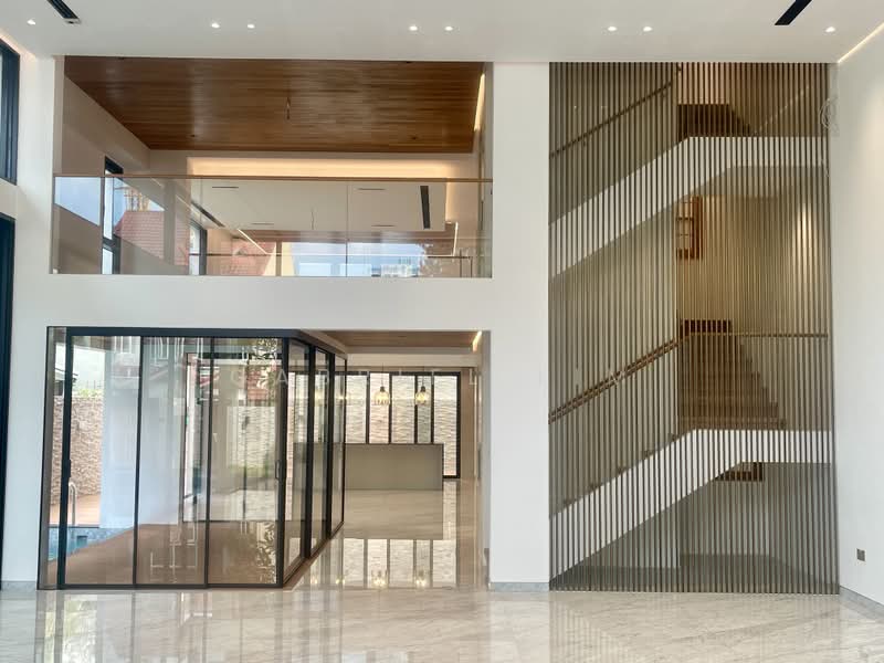 ❤️BRAND NEW LUXURIOUS SEMI-D⭐1KM HENRY PARK PRIMARY⭐LIFT AND LAP POOL✅, HOLLAND GROVE DRIVE / MOUNT SINAI / MOONBEAM / GREENLEAF, 7 Bedrooms, 8,500 sqft, Semi-Detached House For Sale, by Gabriel Lim, 60167538 - PropertyGuru.com.sg