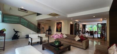 For Sale - Beautiful Detached Kheam Hock/Trevose/Dunearn Area