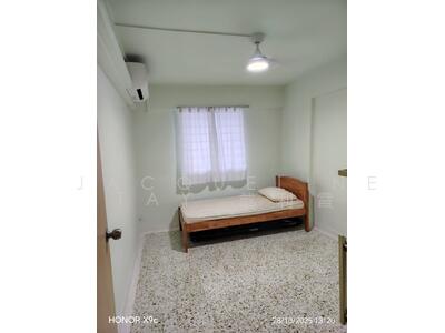 For Rent - 130 Ang Mo Kio Avenue 3