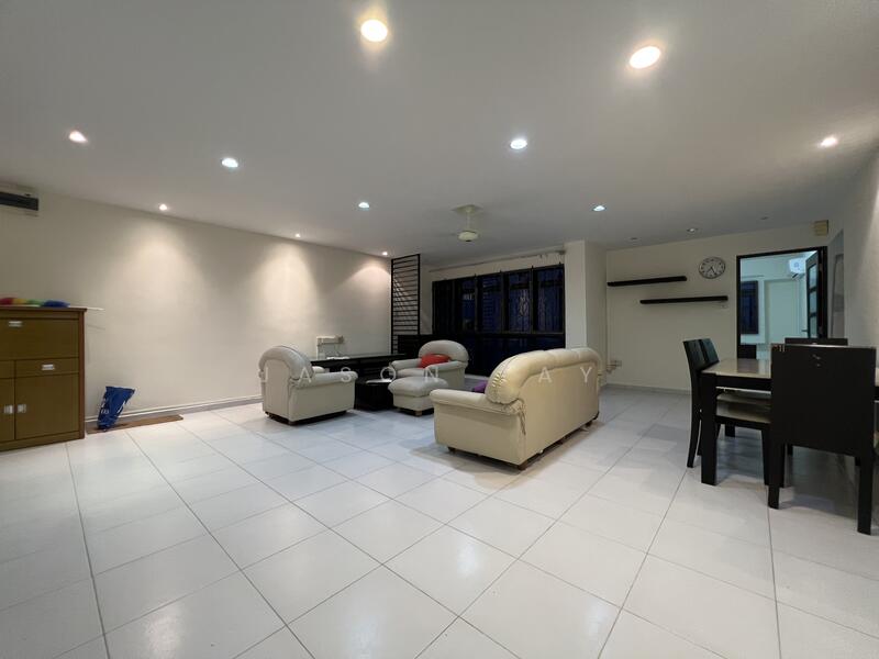 For Sale - 122 Sengkang East Way