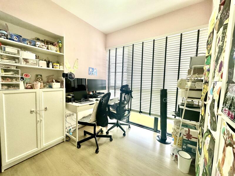For Rent - Riverparc Residence