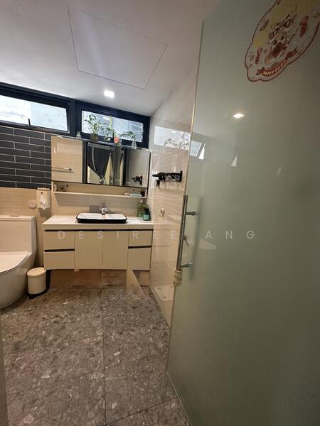 For Rent - Riverparc Residence