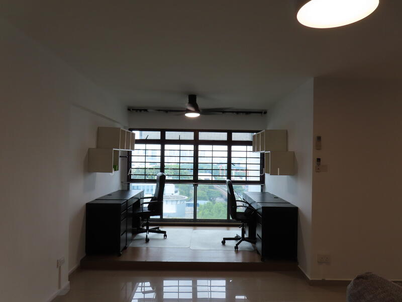 For Rent - 18 Dover Crescent