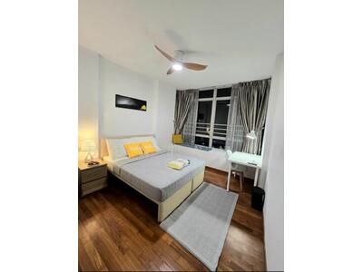 For Rent - The Lakeshore