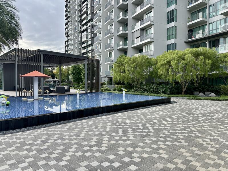 For Rent - Thomson Three