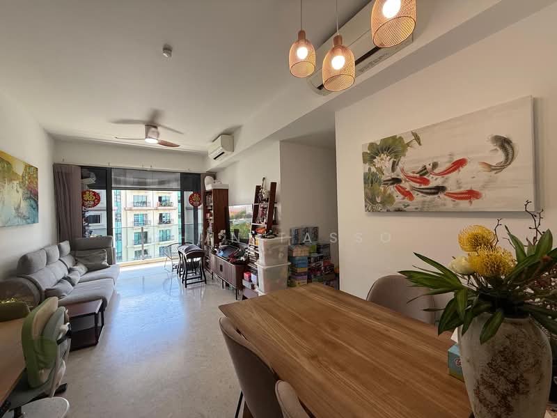 Stirling Residences Condominium For Sale at S$ 2,670,000 | PropertyGuru Singapore - Living Room