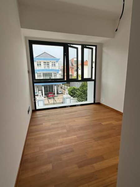 ⭐️ FINEST Brand New 3 Storey Semi-D with lift and pool. Huge frontage. Semi-Detached House For Sale at S$ 6,300,000 | PropertyGuru Singapore - Interior