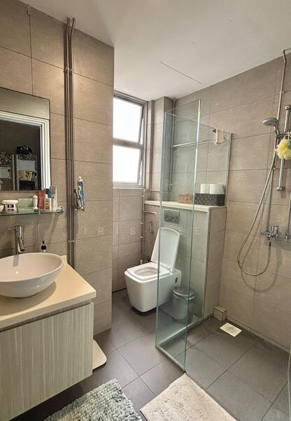 Common toilet 