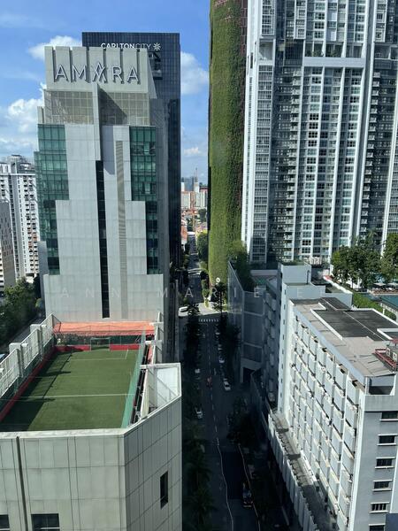 Exterior (city view)