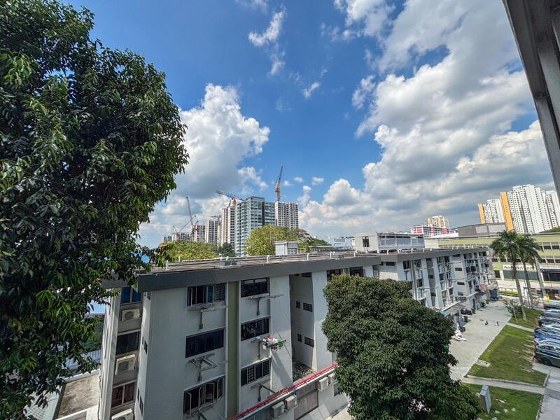 For Sale - 714 Ang Mo Kio Avenue 6