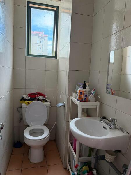 Maid Bathroom