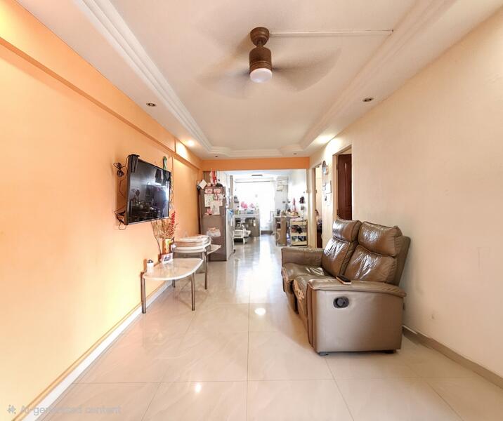 For Sale - 215 Yishun Street 21