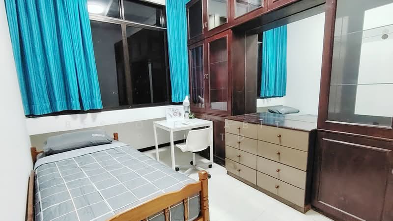 Lakepoint Condo, 2 Lakepoint Drive, Room Rental, 100 sqft, Condominium For Rent, by Bespoke Habitat Pte Ltd, 60168363 - 02-61 CR3 - PropertyGuru.com.sg