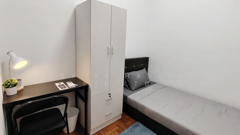 Lakepoint Condo, 2 Lakepoint Drive, Room Rental, 100 sqft, Condominium For Rent, by Bespoke Habitat Pte Ltd, 60168363 - 02-22 ECON7 - PropertyGuru.com.sg