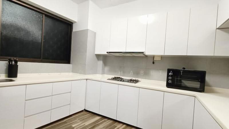 Lakepoint Condo, 2 Lakepoint Drive, Boon Lay / Jurong / Tuas, Room Rental, 100 sqft, Condominium For Rent, by Bespoke Habitat Pte Ltd, 60168363 - 04-17 Kitchen - PropertyGuru.com.sg