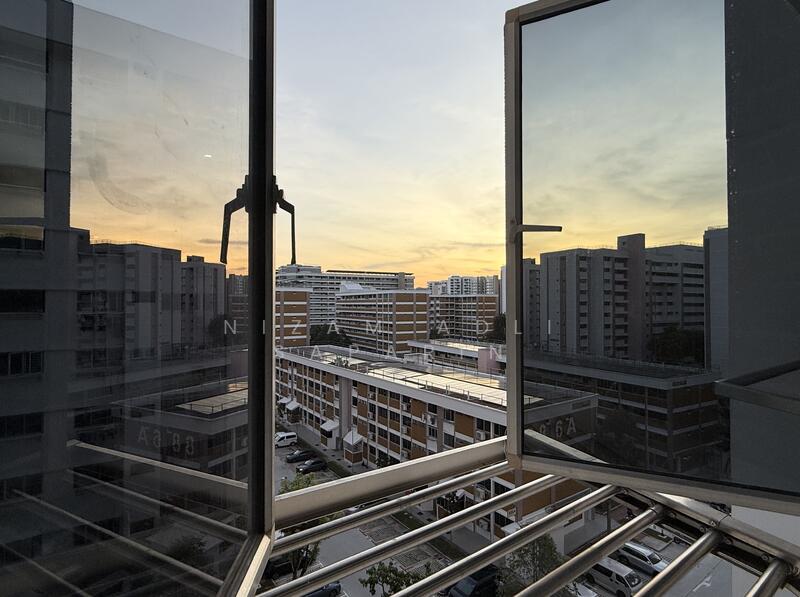 For Sale - 881 Tampines Street 84