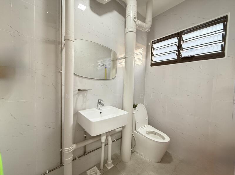 For Sale - 881 Tampines Street 84