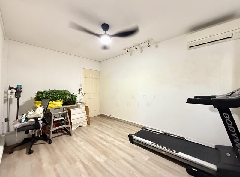 For Sale - 881 Tampines Street 84