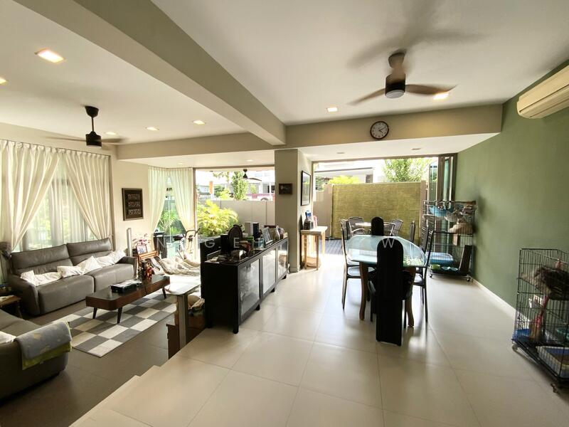 Corner Terrace @ Lentor Grove, Lentor Grove, 6 Bedrooms, 5,000 sqft, Corner Terrace For Sale, by Nigel Seow, 60168462 - Living and Dining Room - PropertyGuru.com.sg