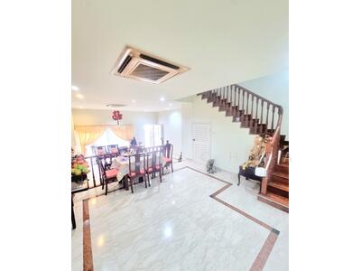 For Sale - Hong lee place