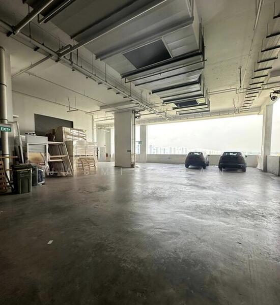 Mandai Connection, 7 Mandai Link, 1,711 sqft, Factory / Workshop (B2) For Sale, by Jasmine Tan, 60168529 - Car Park - CommercialGuru.com.sg