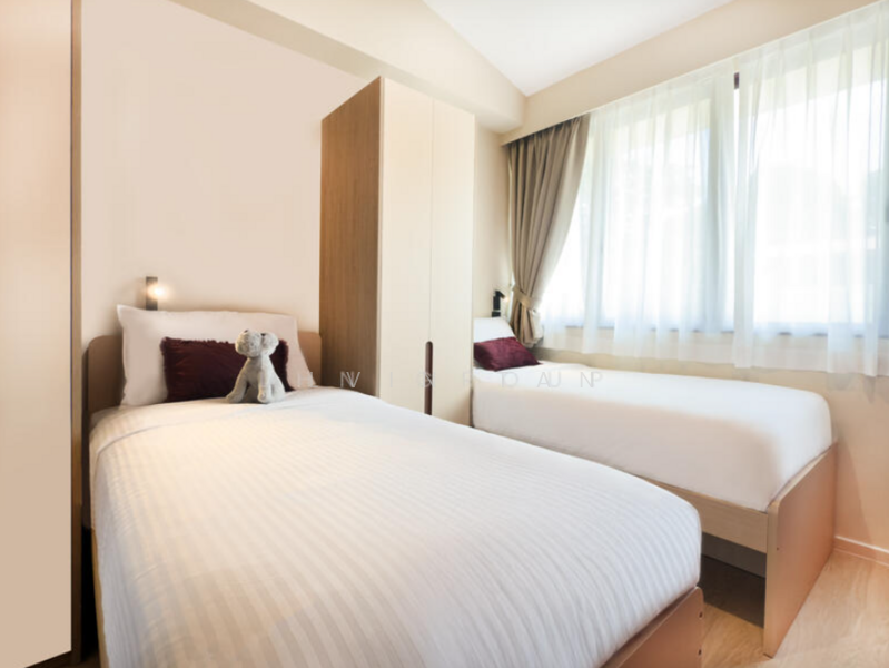 Twin Bedroom
