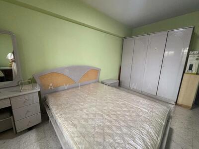 For Rent - 218 Tampines Street 24