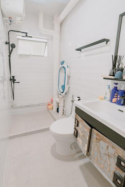 Common Bathroom