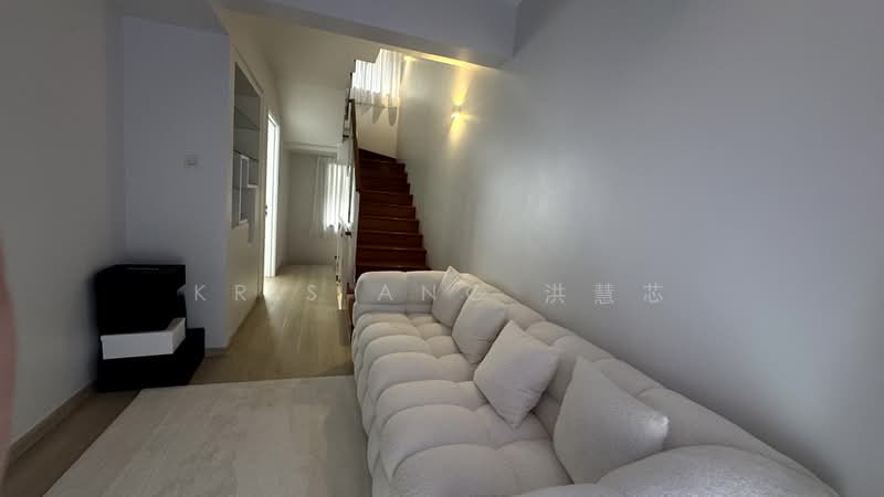 Dalla Vale, 208 Springleaf Avenue, 5 Bedrooms, 3,261 sqft, Cluster House For Sale, by Kris Ang 洪慧芯, 60168837 - Living Room - PropertyGuru.com.sg