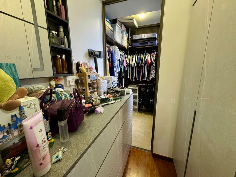 Walk in wardrobe