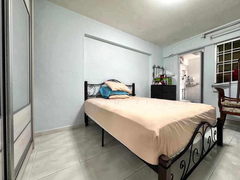 For Sale - 602 Yishun Street 61