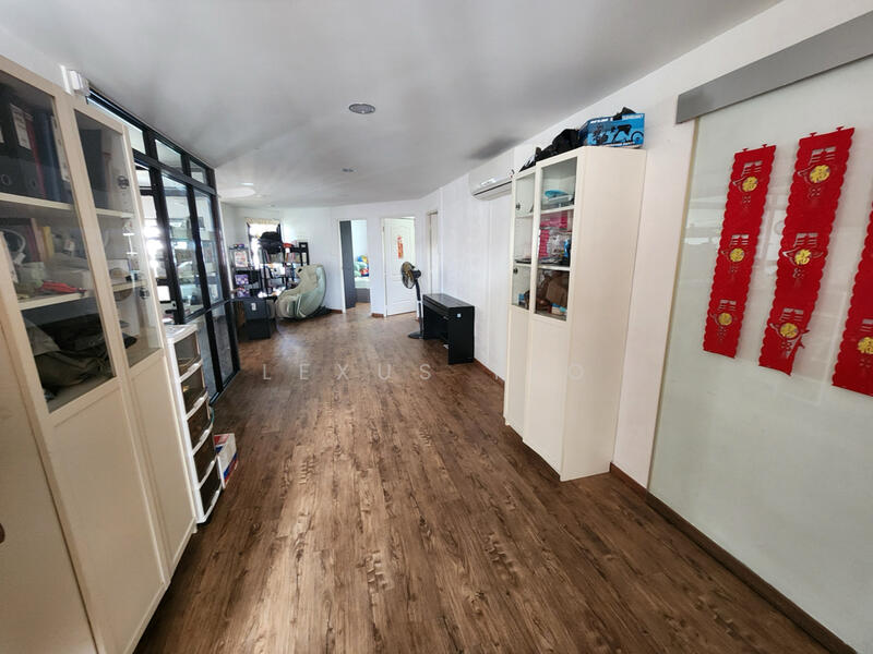 For Sale - 250A Compassvale Street