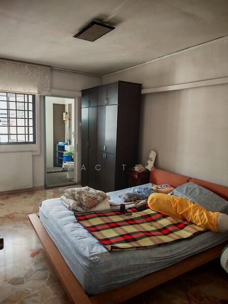 For Sale - 550 Jurong West Street 42