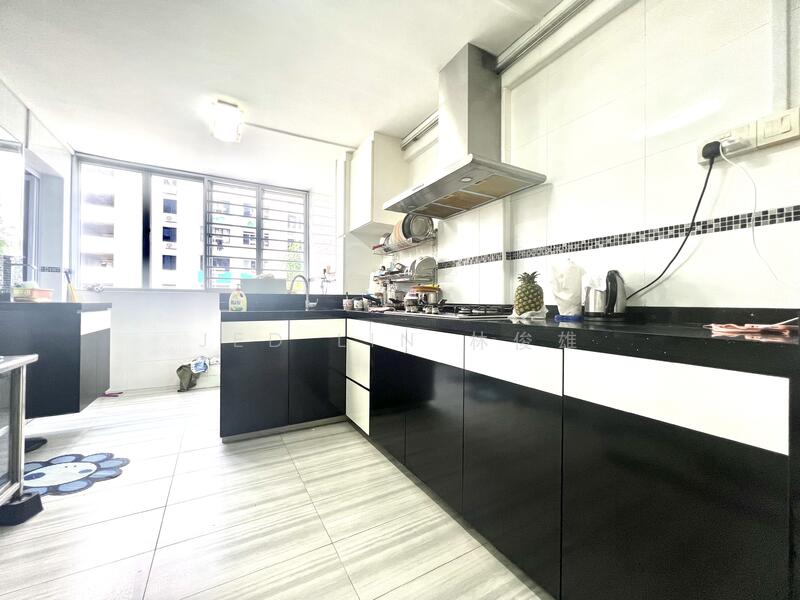 For Sale - 16 Eunos Crescent
