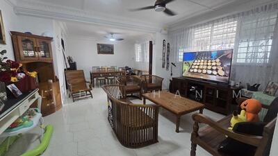 For Sale - 305 Yishun Central