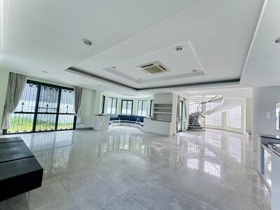 For Rent - Windsor park estate