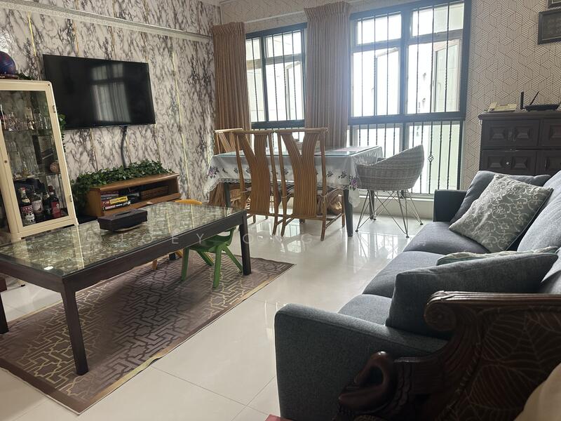 For Sale - 383 Bukit Batok West Avenue 5