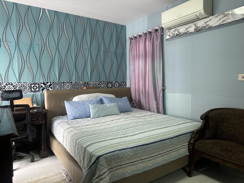 For Sale - 383 Bukit Batok West Avenue 5