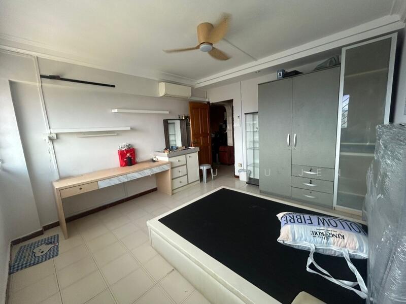 Common Bedroom