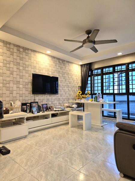 For Sale - 649B Jurong West Street 61