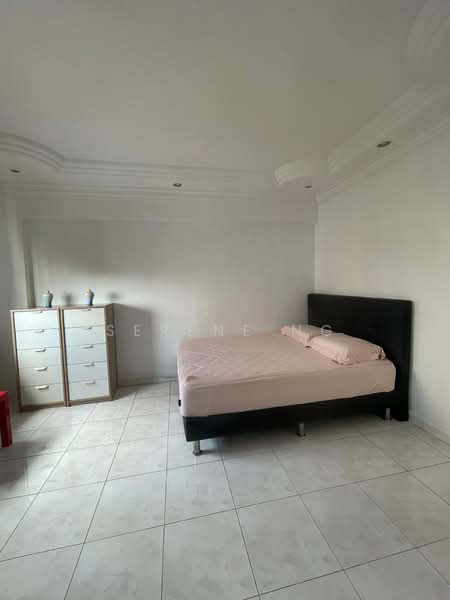 330 Sembawang Close, 330 Sembawang Close, Room Rental, 200 sqft, HDB Flat For Rent, by Serene Ng, 60169304 - Bedroom - PropertyGuru.com.sg