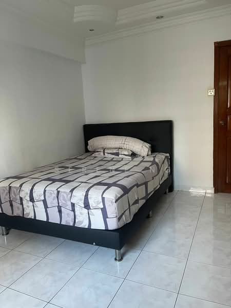 330 Sembawang Close, 330 Sembawang Close, Room Rental, 200 sqft, HDB Flat For Rent, by Serene Ng, 60169304 - Bedroom - PropertyGuru.com.sg