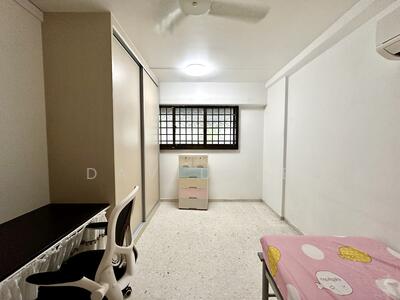 For Rent - 295 Tampines Street 22