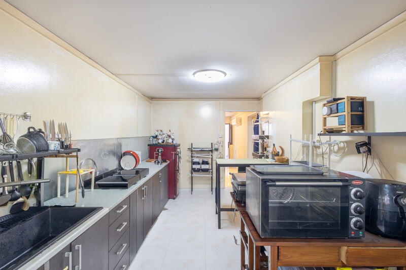 Unit 1 kitchen 1