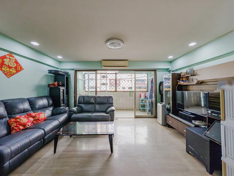 For Sale - 325 Jurong East Street 31