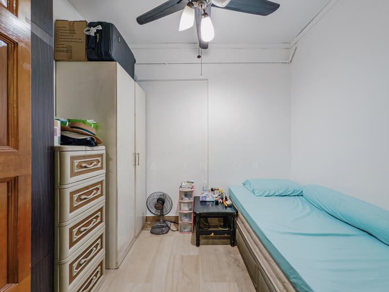 For Sale - 325 Jurong East Street 31