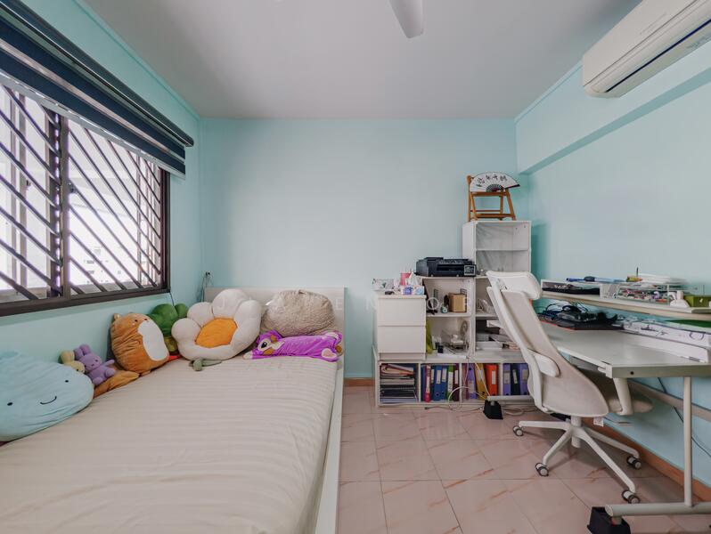 For Sale - 325 Jurong East Street 31