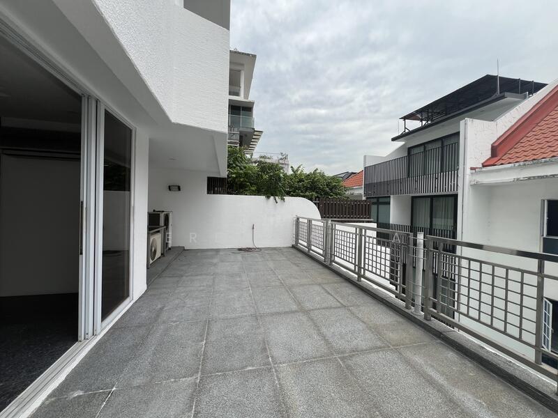 roof terrace