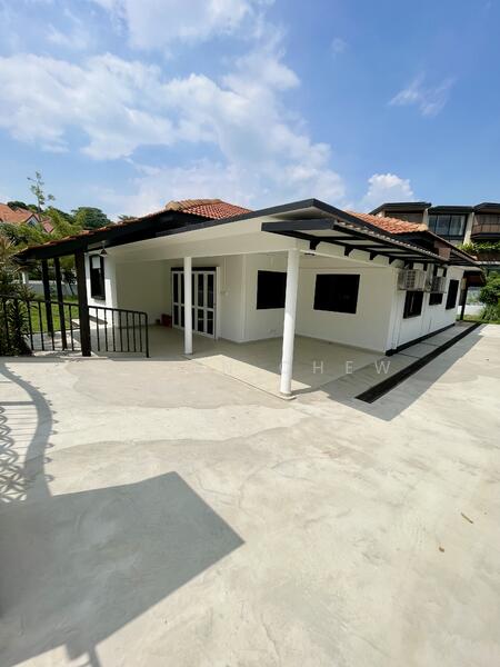 Lovely Detached Single Storey Home